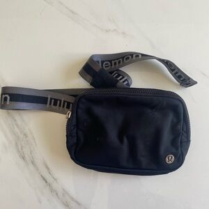 lululemon athletica Black Belt Bag